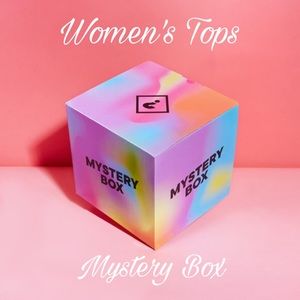 Women’s Tops Mystery Box!!